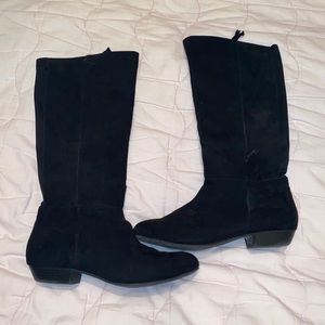 Woman’s betsey Johnson boots